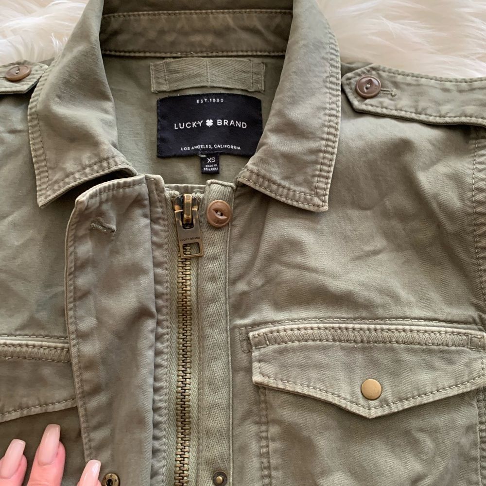 army jacket - Picture 3 of 8